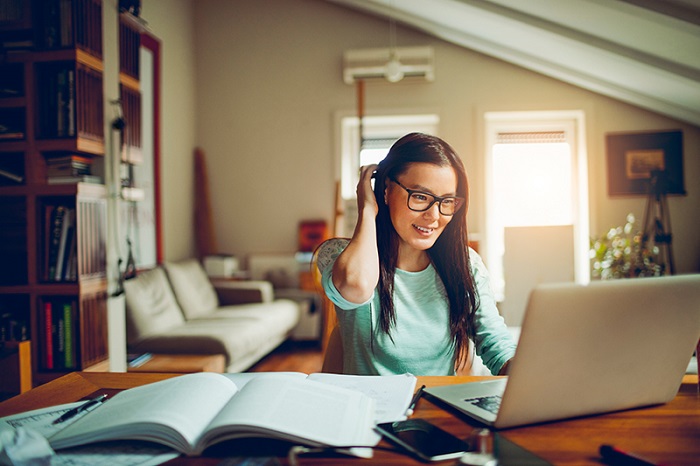 یادگیری زبان انگلیسی را آنلاین دنبال کنید