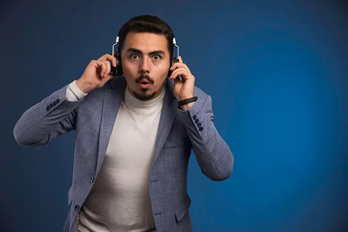 اسکریپت با لیریک برای بهبود مهارت شنیداری آیلتس